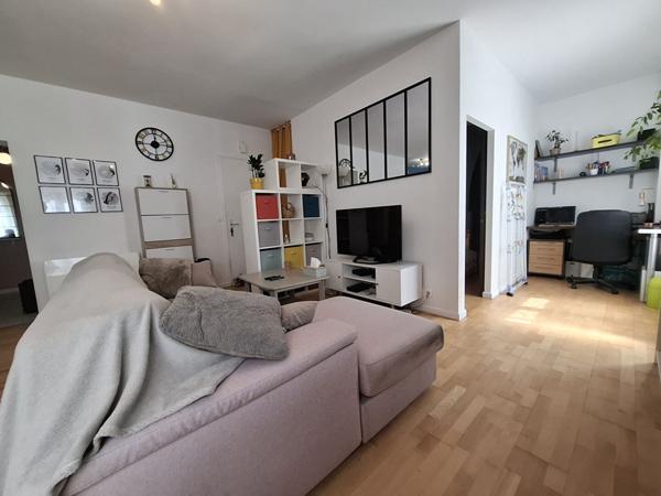Appartement Charenton Le Pont 2 pièce(s) 52.59 m2 métro Liberté et Bois de Vincennes