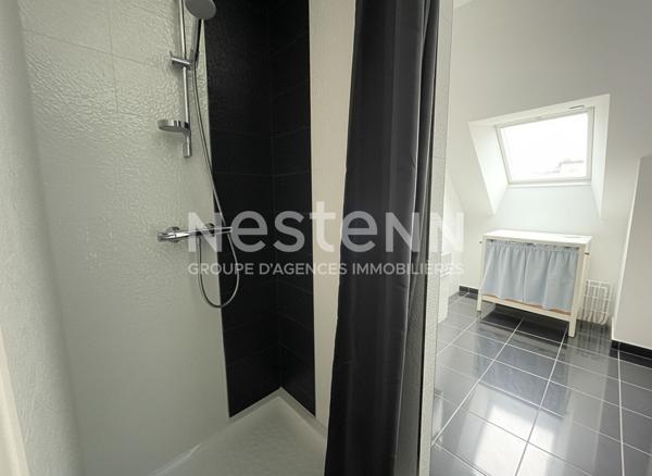 Maison à vendre à Ploeren quartier Kerthomas de style contemporaine 6 pièces vie de plain pied garage