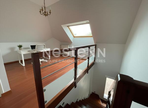 Maison à vendre à Ploeren quartier Kerthomas de style contemporaine 6 pièces vie de plain pied garage