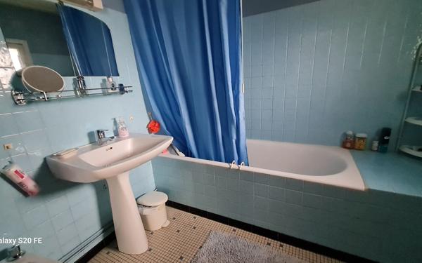 Maison à vendre    4 pièces •  Casteljaloux