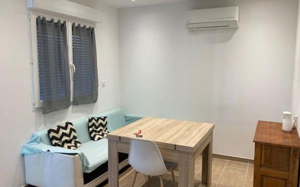 Maison à louer    2 pièces • 31,55 m2 Loriol-du-Comtat