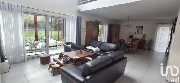 Maison à vendre 8 pièces 207 m² Mareuil-lès-Meaux