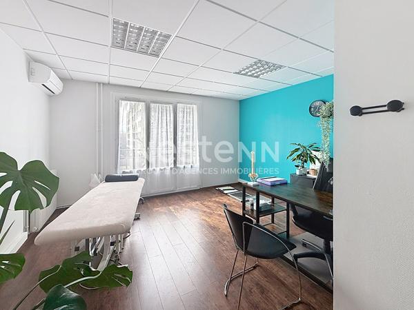 Locaux Professionnels ou Bureaux de 100m² Hyper Centre Mairie Roosevelt - 69500 BRON