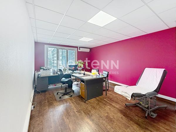 Locaux Professionnels ou Bureaux de 100m² Hyper Centre Mairie Roosevelt - 69500 BRON