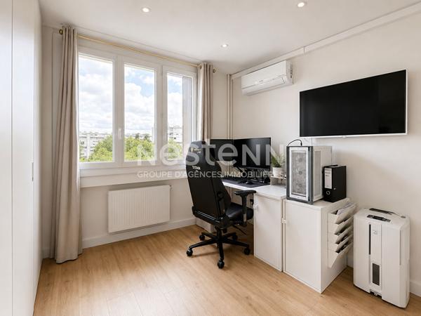 Appartement lumineux 4 pièces 3 chambres avec balcon et cave - 69500 BRON