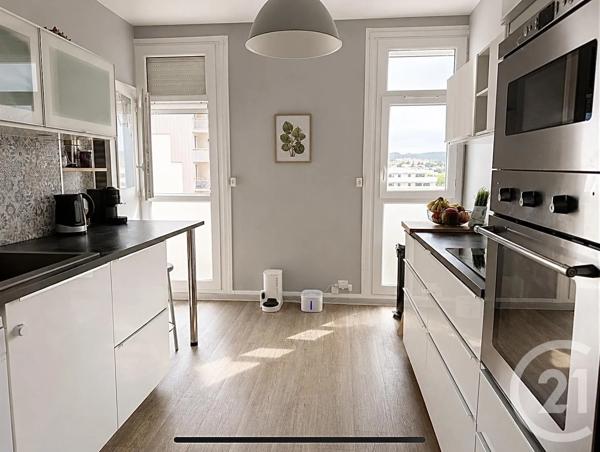Appartement F4 à vendre  4 pièces - 87 m 2   ST ETIENNE  - 42