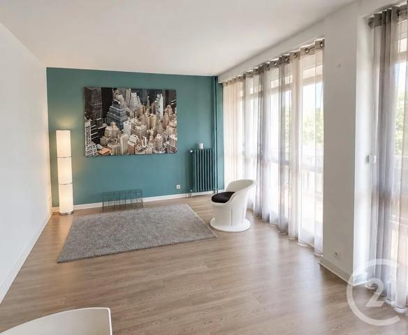 Appartement F4 à vendre  4 pièces - 87 m 2   ST ETIENNE  - 42
