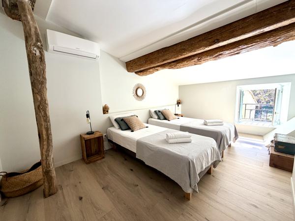 Exclusivité Demeure de prestige rénovée avec piscine au pied de la Cité de Carcassonne