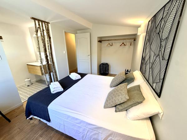 Exclusivité Demeure de prestige rénovée avec piscine au pied de la Cité de Carcassonne