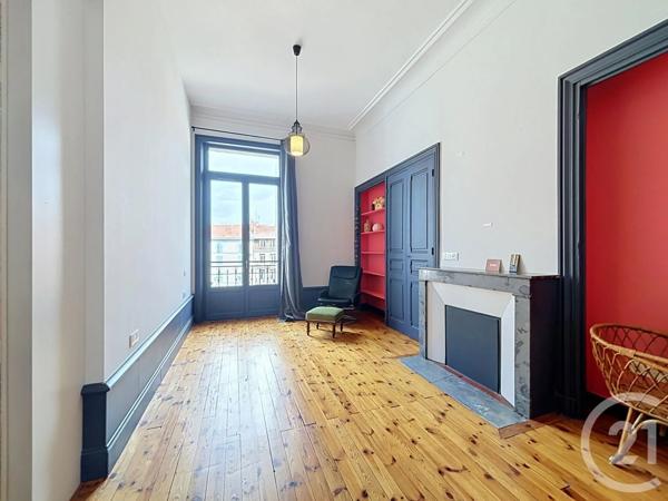 Appartement T5 à vendre  6 pièces - 256,09 m 2   LE PUY EN VELAY  - 43
