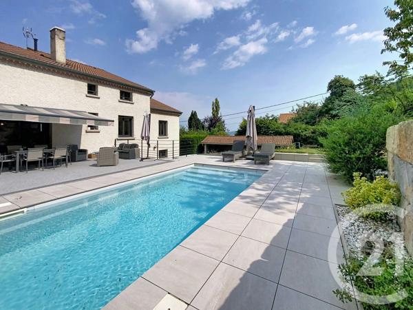 Appartement T5 à vendre  6 pièces - 256,09 m 2   LE PUY EN VELAY  - 43