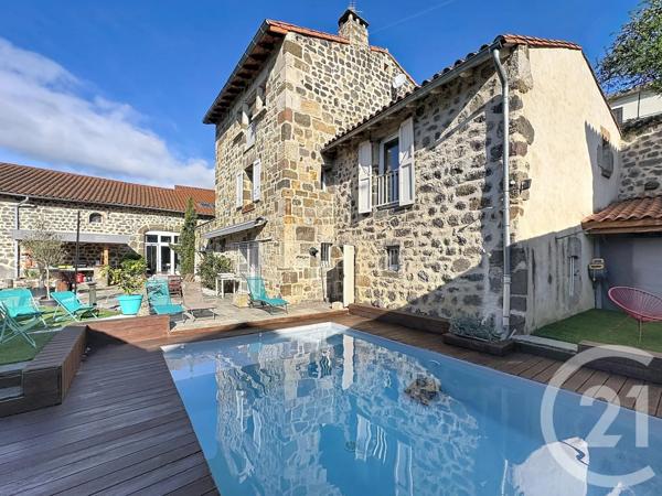 Appartement T5 à vendre  6 pièces - 256,09 m 2   LE PUY EN VELAY  - 43