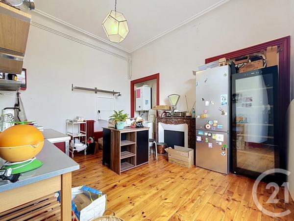 Appartement T5 à vendre  6 pièces - 256,09 m 2   LE PUY EN VELAY  - 43