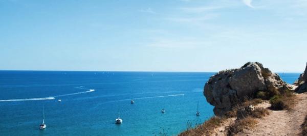 Local/bureau à vendre port-LEUCATE (11) 111,35m2 lié à un local technique de 13,90m2