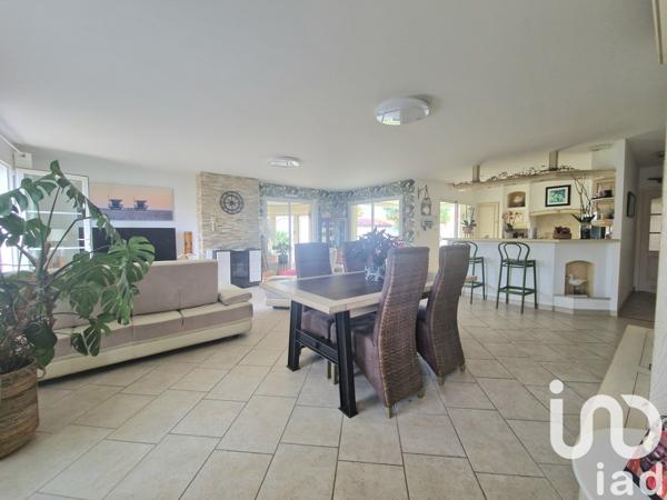 Maison à vendre 5 pièces 149 m² Saint-Hilaire-de-Riez