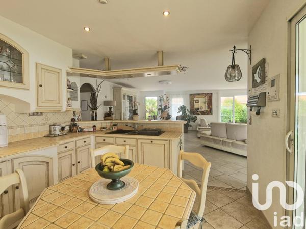 Maison à vendre 5 pièces 149 m² Saint-Hilaire-de-Riez