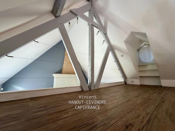 EXCLUSIVITE – PROPRIÉTÉ HISTORIQUE DE 1840 ENTIÈREMENT RÉNOVÉE – CADRE EXCEPTIONNEL À SOULAIRE ET BOURG (49)