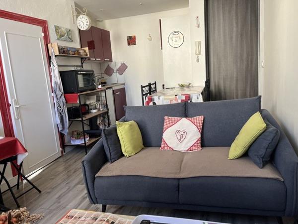 Appartement à vendre |  Rochefort |  2 pièces | 35 m²