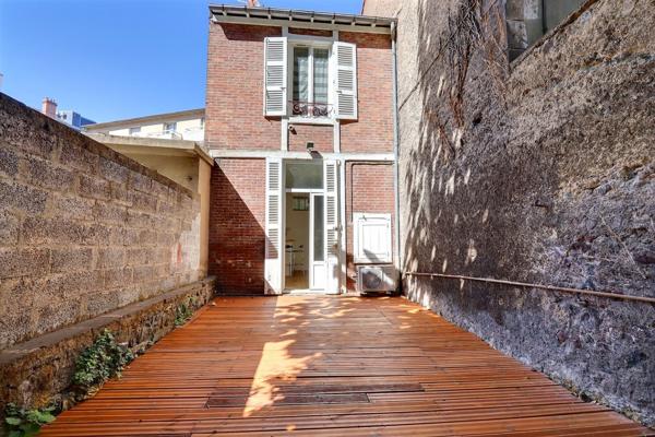 PETITE MAISON T2 DUPLEX AVEC JARDIN