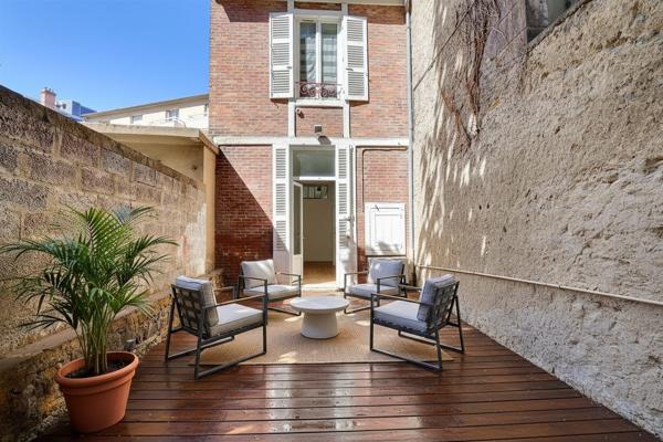 PETITE MAISON T2 DUPLEX AVEC JARDIN