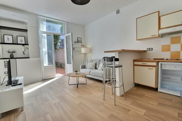 PETITE MAISON T2 DUPLEX AVEC JARDIN
