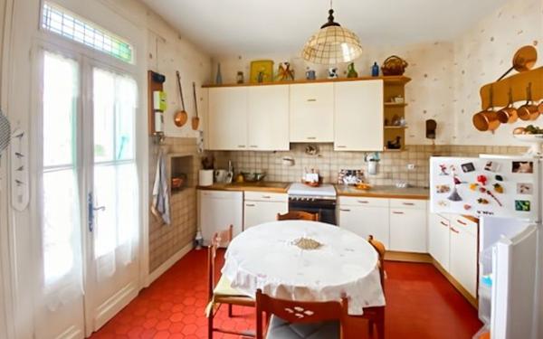 Maison à vendre    3 pièces •  Champcevinel