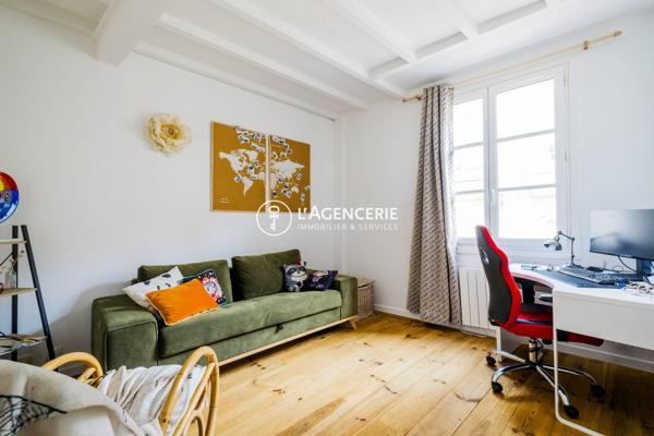 Duplex de 82 m² avec terrasse – rue Saint James