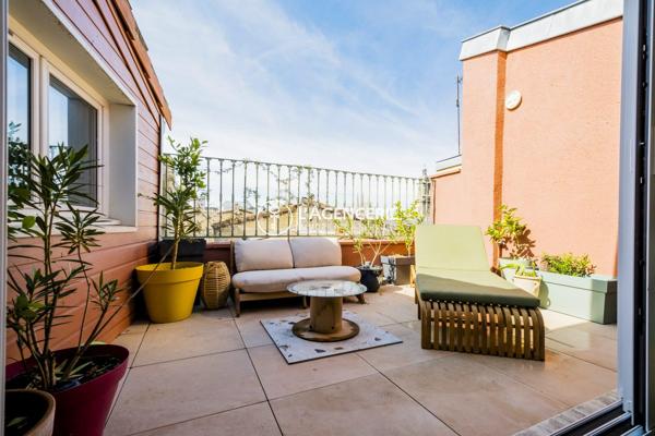 Duplex de 82 m² avec terrasse – rue Saint James