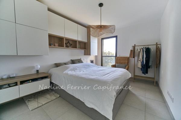 Appartement récent (2 ans) avec terrasse et parking – Aix-en-Provence, Hauts de Brunet