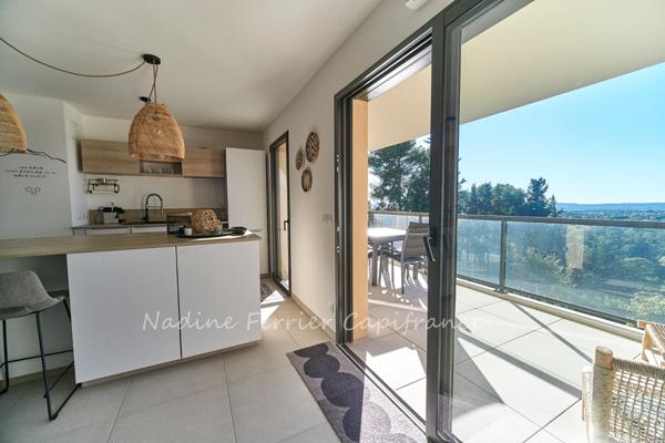 Appartement récent (2 ans) avec terrasse et parking – Aix-en-Provence, Hauts de Brunet