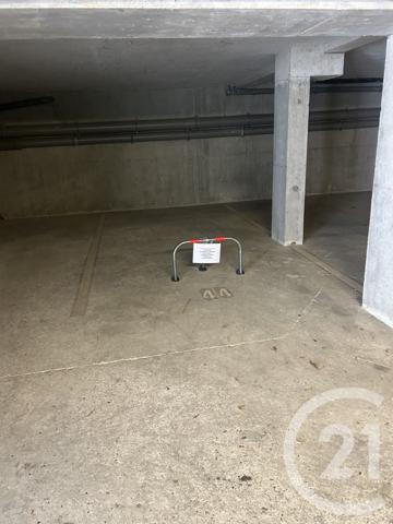 Parking à vendre  24 m2 MELUN - 77