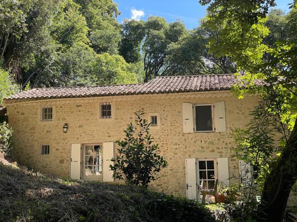 AUTHENTIQUE PROPRIÉTÉ EN PIERRE DU XIX? SIÈCLE AUX PORTES DE MONTÉLIMAR