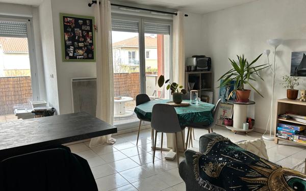 Appartement à vendre    3 pièces • 56,85 m2 Montrabé