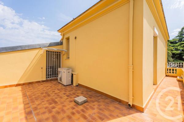 Maison à vendre  6 pièces - 296,57 m 2   NICE  - 06