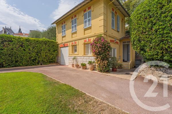 Maison à vendre  6 pièces - 296,57 m 2   NICE  - 06