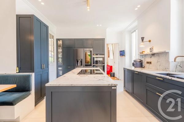 Maison à vendre  6 pièces - 296,57 m 2   NICE  - 06