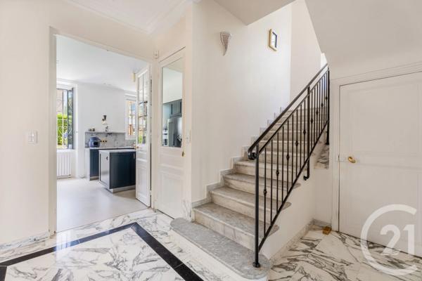 Maison à vendre  6 pièces - 296,57 m 2   NICE  - 06