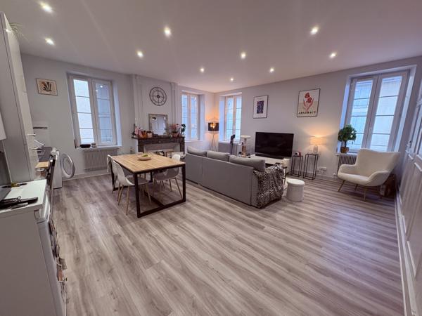 Appartement 2 pièce(s) 1 chambre(s) 69.44 m²
