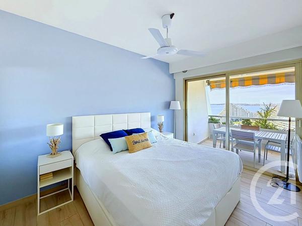 Appartement T2 à vendre  2 pièces - 46 m 2   VILLENEUVE LOUBET  - 06