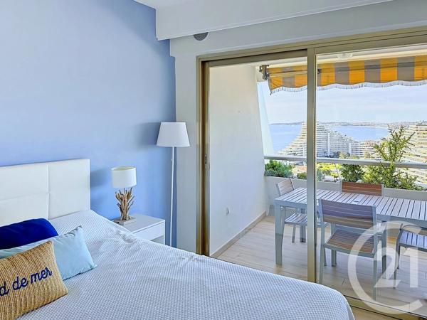 Appartement T2 à vendre  2 pièces - 46 m 2   VILLENEUVE LOUBET  - 06