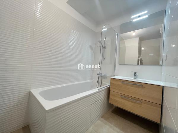 Location Appartement 4 pièces 96.7 m² - Paris 75013