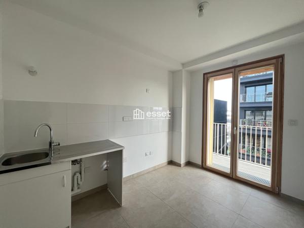 Location Appartement 4 pièces 96.7 m² - Paris 75013