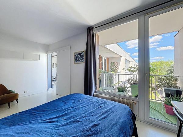 Appartement 4 chambres avec balcon + parking