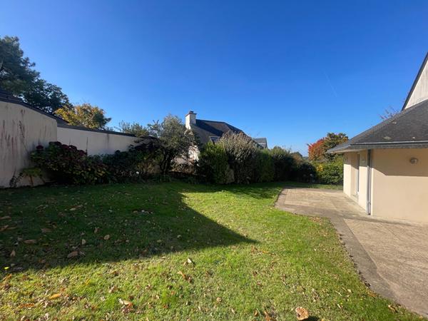 Maison à vendre à Ploeren Vannes 4 chambres secteur résidentiel avec jardin et garage