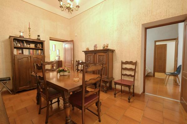 Appartement 4 pièces 81m² centre-ville Bastia à rénover