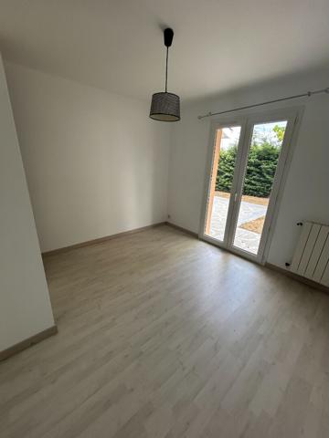 33670 SADIRAC - MAISON TYPE 4 BIS AVEC JARDIN A LOUER