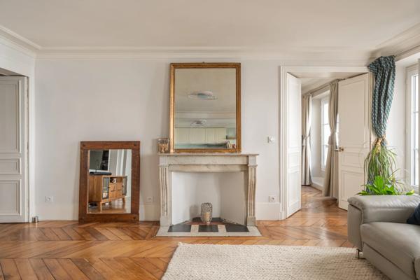 Appartement Paris 10e - ENGHIEN / HAUTEVILLE