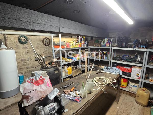 Maison centre ville avec cour extérieure