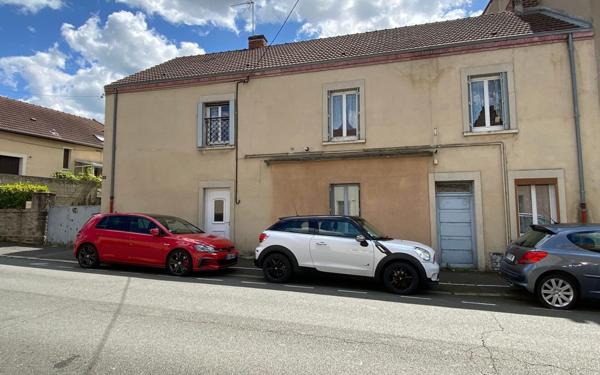 Maison à vendre    7 pièces •  Montceau-les-Mines