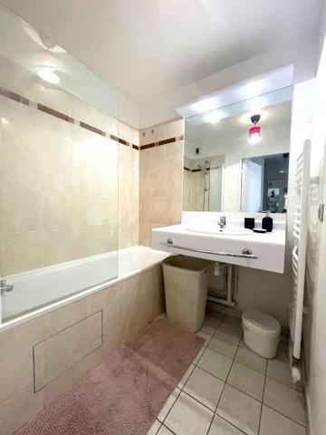 Location / Appartement T3 à Courbevoie (92400)